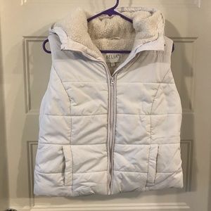 Puffer Vest by Delias